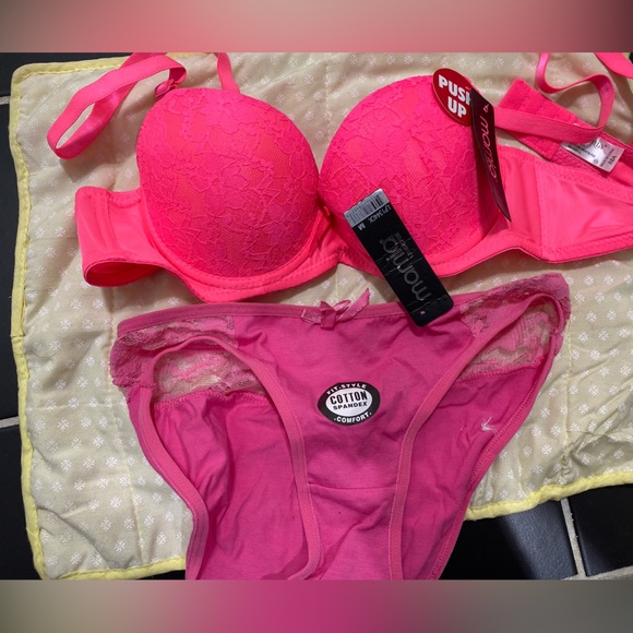2 push up bras, 1 matching panties- all NWT - Picture 1 of 2
